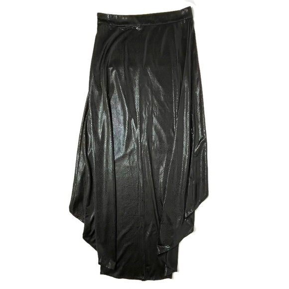 2/$10 | Forever 21 | Black Shiny Snakeskin | High Low Skirt | Size Small - Picture 4 of 8
